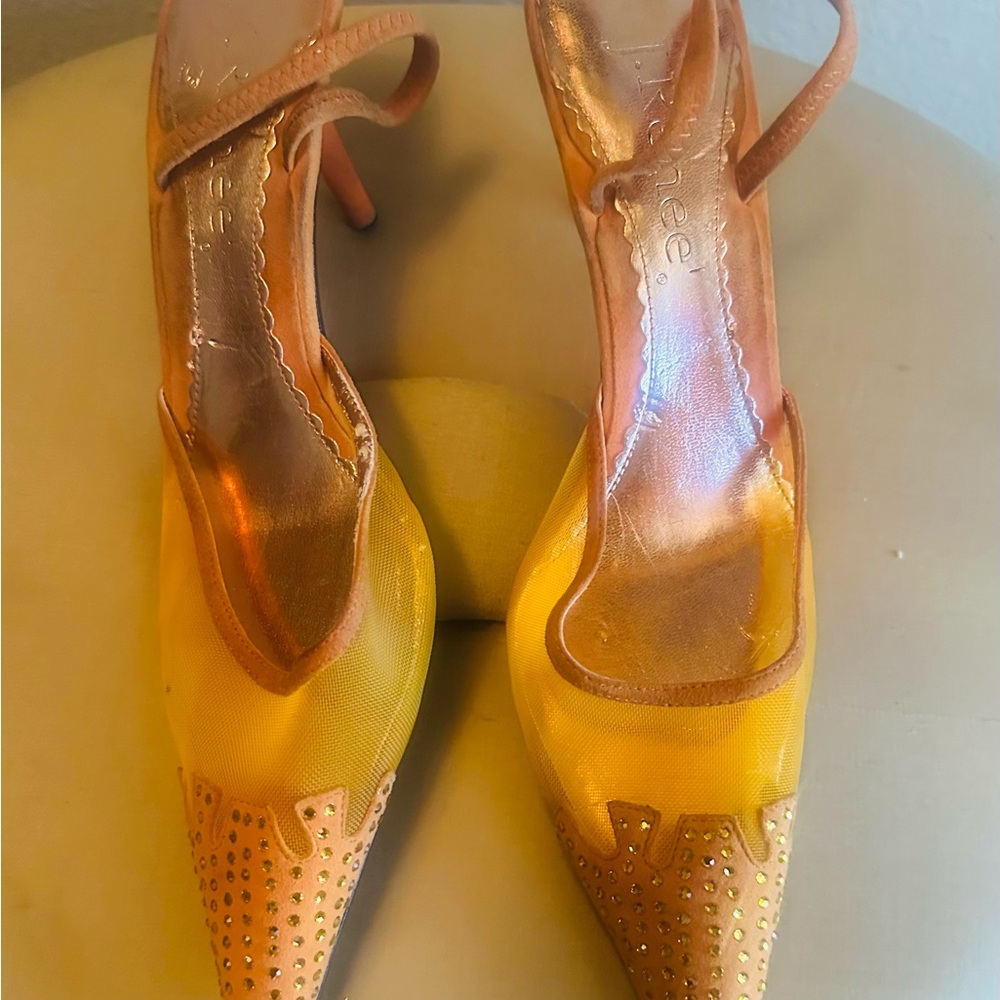 9M J. Renee Orange mesh, stone and leather pointed toe 3.5’ shoes to be repaired